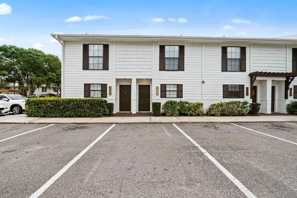 Cozy Townhouse - Gym Pool Golf Fast Wifi 2B2B Appartement Tampa