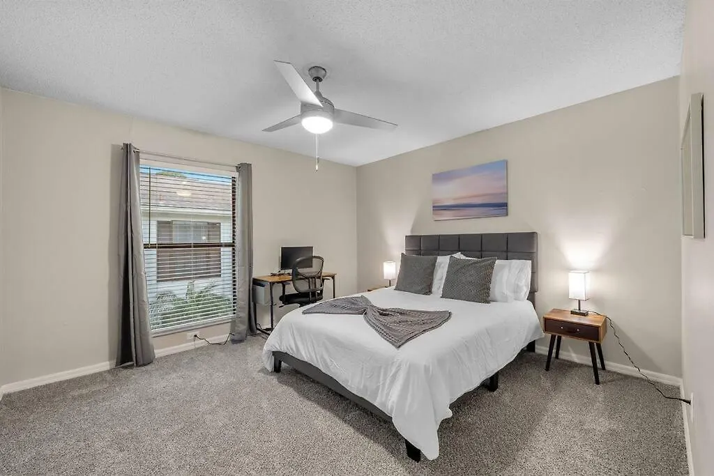 Cozy Townhouse - Gym Pool Golf Fast Wifi 2B2B Appartement Tampa