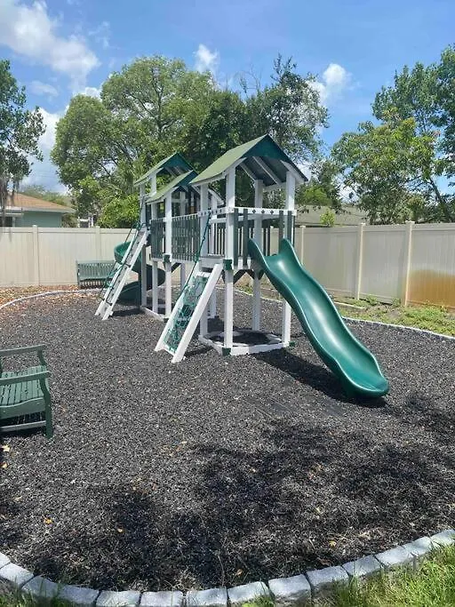 Appartement Cozy Townhouse - Gym Pool Golf Fast Wifi 2B2B à Tampa États-Unis